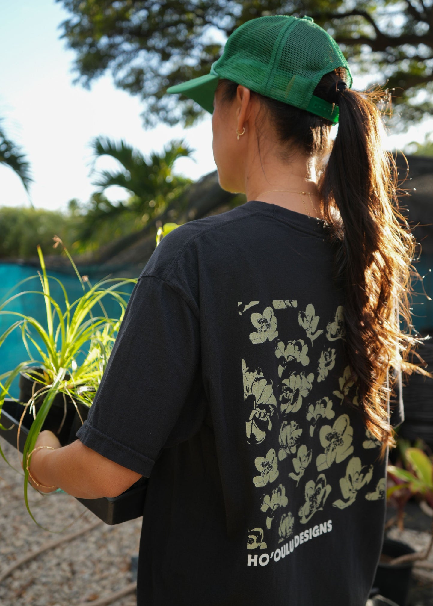 Pōhinahina Pocket Tee